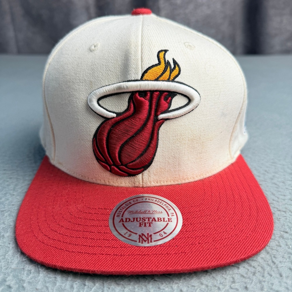 Mitchell & Ness Miami Heat Snapback Hat Cream Red NBA Basketball Cap Adjustable
